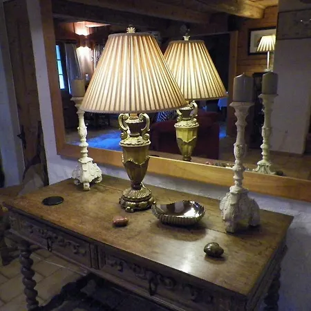 Shakespeares D'oex Bed and breakfast 3*