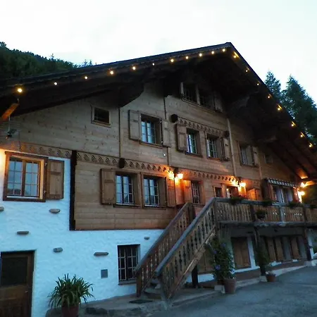 Shakespeares D'oex Bed & Breakfast 3*